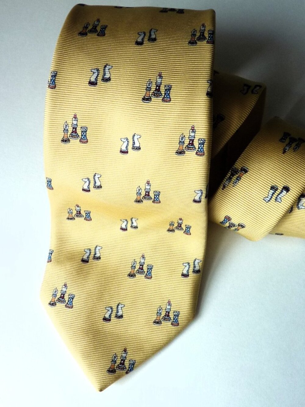 Paul Stuart Chess Figures silk tie